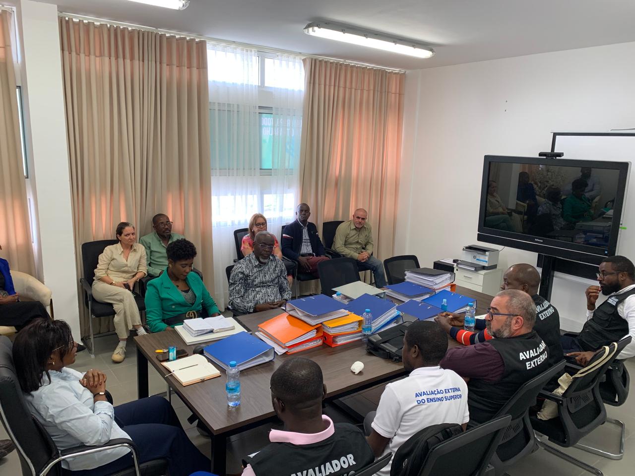 Comissão de Avaliação Externa do INAAREES conclui visita de trabalho à FMUKB